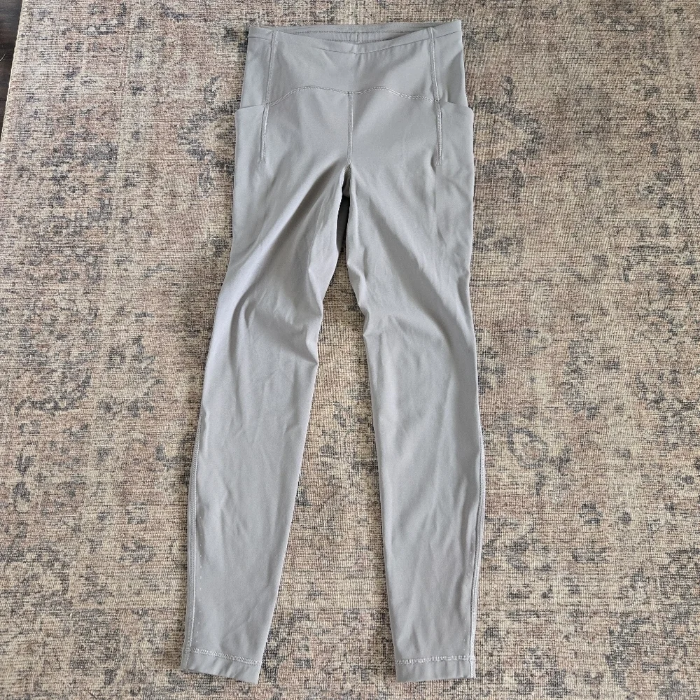 Lululemon Swift Speed High-Rise Tight 28